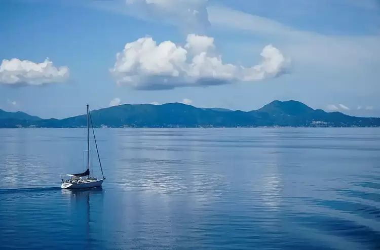 Ο καιρός σήμερα, Τρίτη 11/6: Γενικά αίθριος με 40άρια και σκόνη