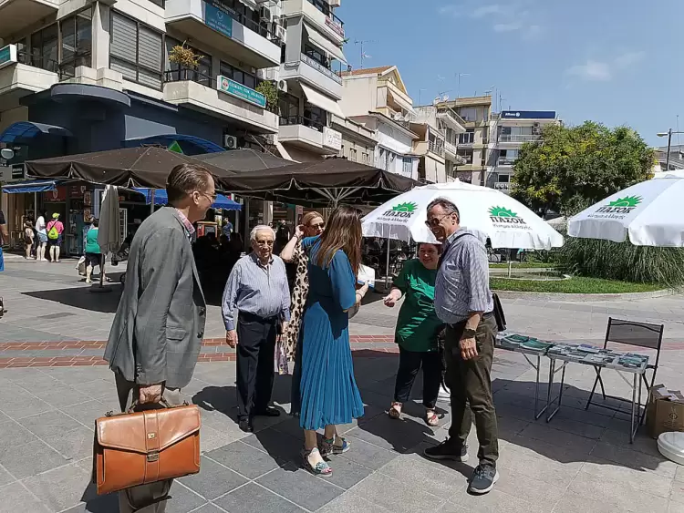 Μια εικόνα χίλιες λέξεις Μια εικόνα χίλιες λέξεις