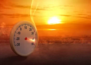 Οι θερμοκρασίες ρεκόρ έχει προκαλέσει εκατοντάδες θανάτους σε Ασία και Ευρώπη