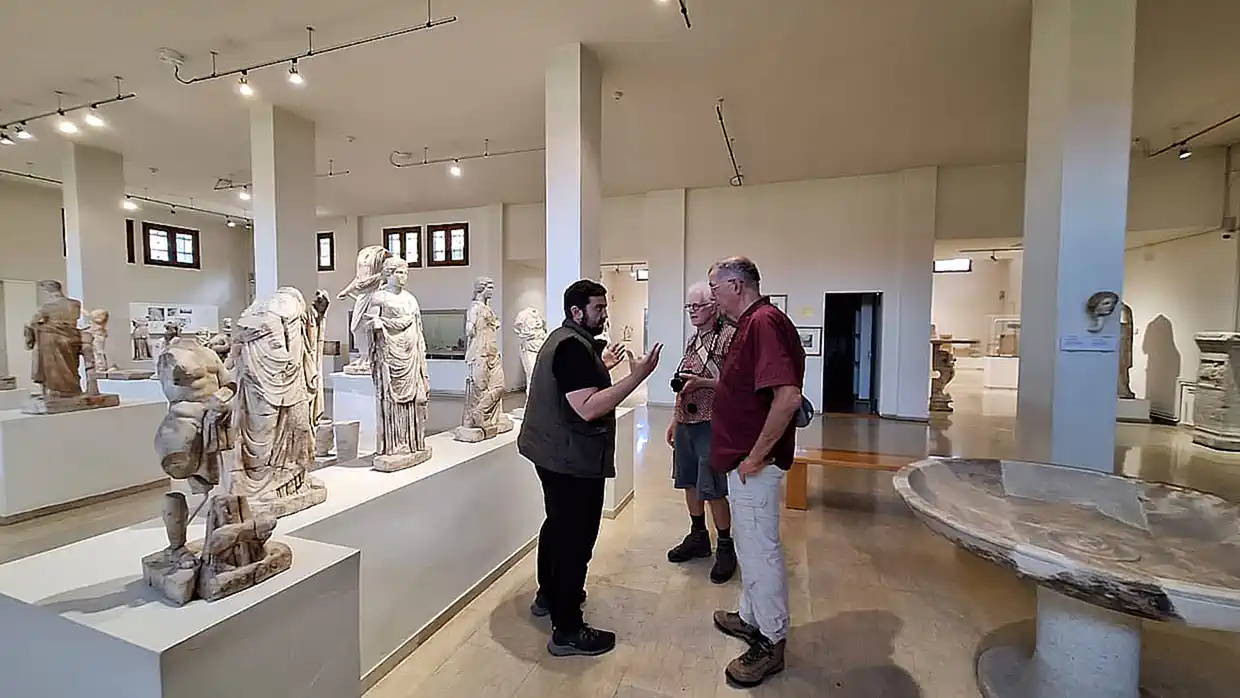 Ο Π.Ο.Τ.Α.Π. ξενάγησε Ολλανδούς δημοσιογράφους.