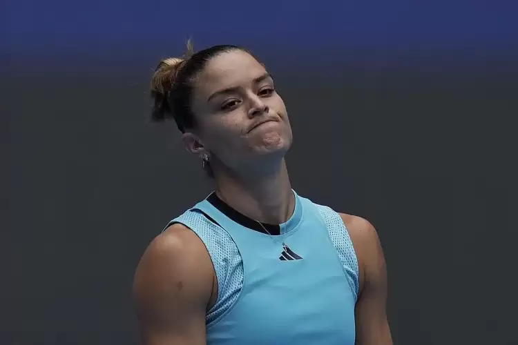 Σάκκαρη - Αζαρένκα 0-2: Πρεμιέρα με το αριστερό για τη Μαρία στο γρασίδι, έχασε εύκολα και αποκλείστηκε από το Berlin Open Σάκκαρη – Αζαρένκα 0 2: Πρεμιέρα με το αριστερό για τη Μαρία στο γρασίδι, έχασε εύκολα και αποκλείστηκε από το Berlin Open