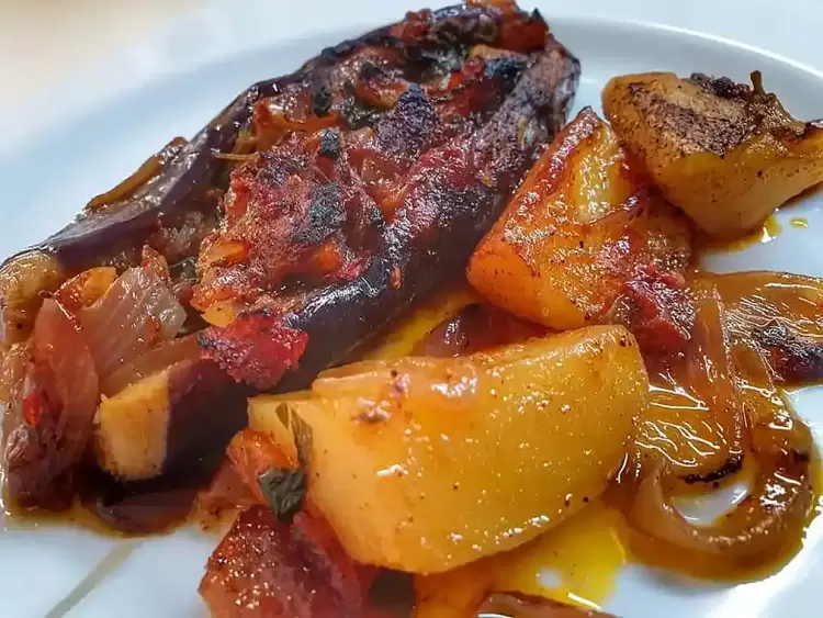 Τι θα φάμε σήμερα – Ιμάμ μπαϊλντί Τι θα φάμε σήμερα – Ιμάμ μπαϊλντί