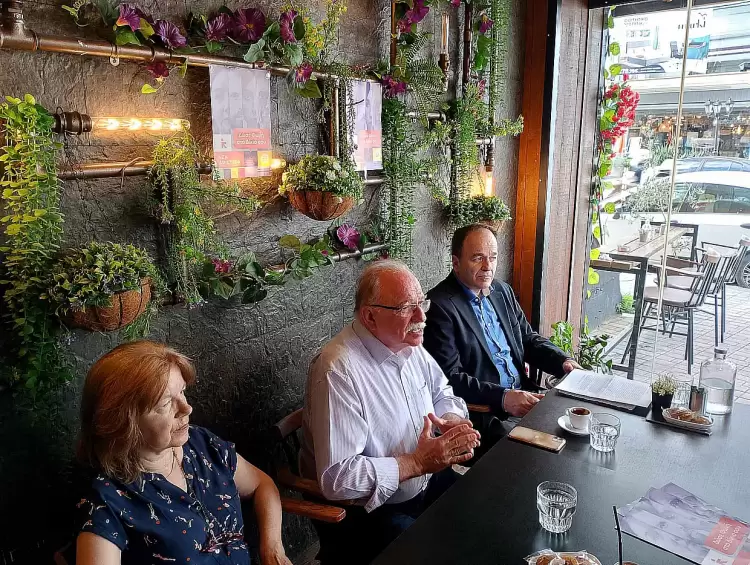 Την Κατερίνη επισκέφθηκε ο αντιπρόεδρος του Ευρωπαϊκού Κοινοβουλίου κ. Δημήτρης Παπαδημούλης Την Κατερίνη επισκέφθηκε ο αντιπρόεδρος του Ευρωπαϊκού Κοινοβουλίου κ. Δημήτρης Παπαδημούλης