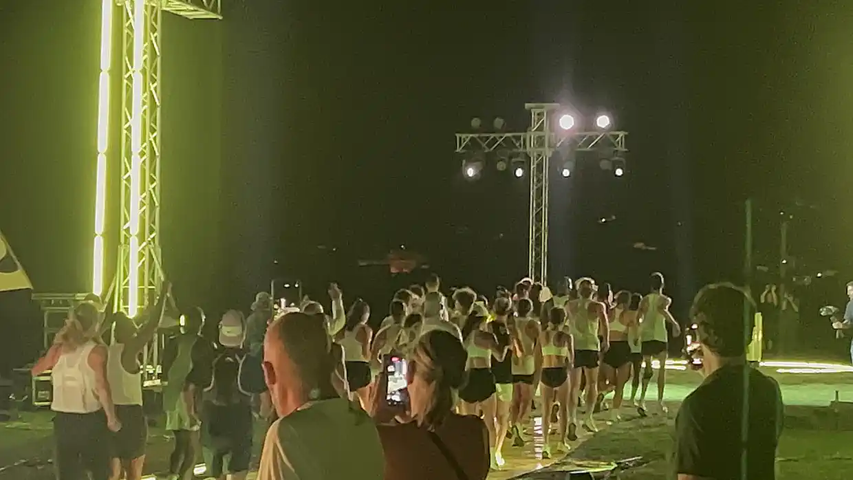 Τον «Πήγασο» υποδέχθηκε ο Όλυμπος στη φαντασμαγορική λήξη της σκυταλοδρομίας «Ελικώνας – Όλυμπος» μήκους 270 χλμ (εικόνες) Τον «Πήγασο» υποδέχθηκε ο Όλυμπος στη φαντασμαγορική λήξη της σκυταλοδρομίας «Ελικώνας – Όλυμπος» μήκους 270 χλμ