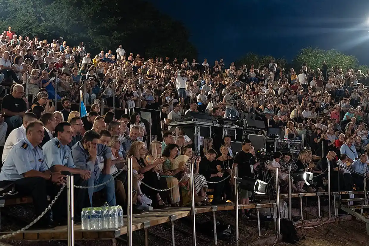 53ο Φεστιβάλ Ολύμπου: Η τελετή έναρξης και η συναυλία του Μουσικού Σχολείου Κατερίνης 53ο Φεστιβάλ Ολύμπου: Η τελετή έναρξης και η συναυλία του Μουσικού Σχολείου Κατερίνης