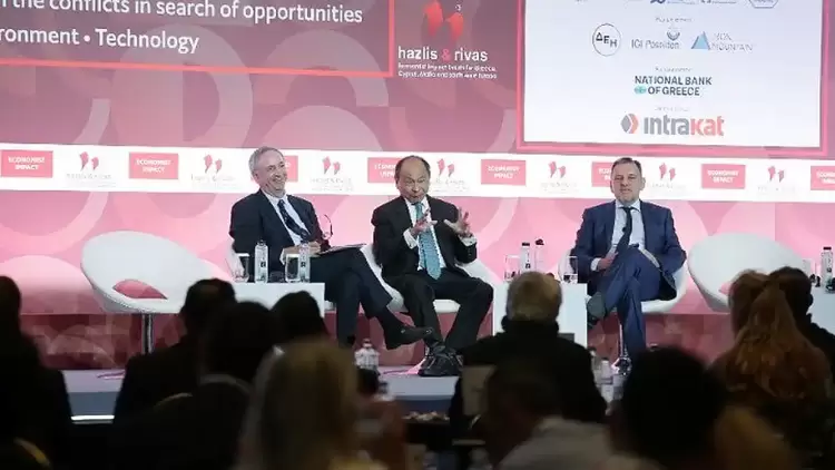 Economist – Φράνσις Φουκουγιάμα:  Δίλημμα Δημοκρατίας ποιος θα ρυθμίσει την Τεχνητή Νοημοσύνη