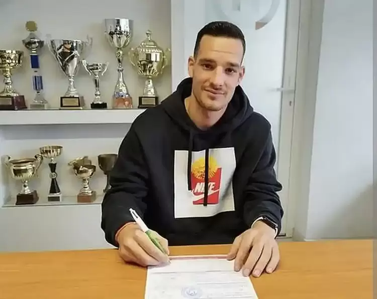 Ανανέωσε ο Μανώλης Κραγιόπουλος στον Πιερικό Ανανέωσε ο Μανώλης Κραγιόπουλος στον Πιερικό