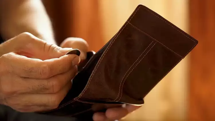 Ανοίγει ο δρόμος για στοχευμένες παροχές το 2025 Ανοίγει ο δρόμος για στοχευμένες παροχές το 2025