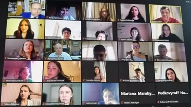 ΑΠΘ: Ελληνικά σε έναν μήνα έμαθαν 19 φοιτητές από 9 πανεπιστήμια της παρευξείνιας περιοχής