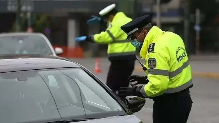 Διαγραφή οφειλών από κλήσεις ΚΟΚ που βεβαιώθηκαν μετά την τριετία Διαγραφή οφειλών από κλήσεις ΚΟΚ που βεβαιώθηκαν μετά την τριετία