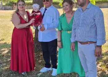 Ευτυχισμένος παππούς ο Δημήτρης Τσιμήτρης