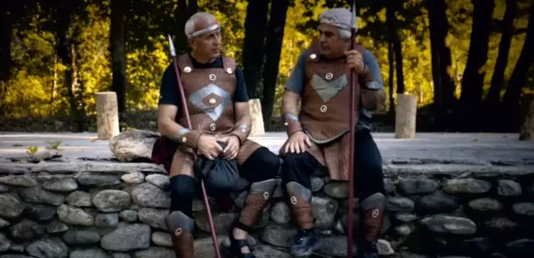 «Η ζωή μας»: μια νεοσύστατη, δυναμική θεατρική κοινότητα κατοίκων της Νεοκαισάρειας αφηγείται την ιστορία του χωριού μπροστά σε ένα κοινό χιλίων ανθρώπων