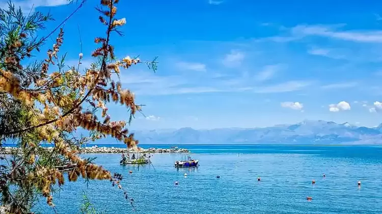 Ο καιρός σήμερα, Παρασκευή 12/7: Γενικά αίθριος με νεφώσεις και υψηλές θερμοκρασίες Ο καιρός σήμερα, Παρασκευή 12/7: Γενικά αίθριος με νεφώσεις και υψηλές θερμοκρασίες