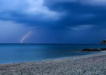Ο καιρός σήμερα, Τετάρτη 3/7: Bροχές με καταιγίδες και πτώση θερμοκρασίας