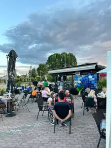 Η Καλοκαιρινή Γιορτή του Βενιαμίν Η Καλοκαιρινή Γιορτή του Βενιαμίν