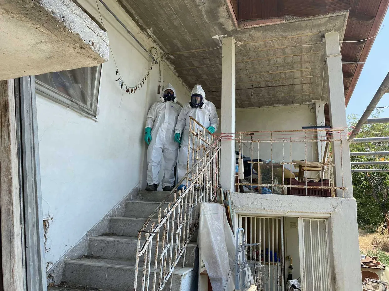 Καθαριότητα & απολύμανση σε σπίτι – εστία μόλυνσης στο Π. Κεραμίδι Καθαριότητα & απολύμανση σε σπίτι – εστία μόλυνσης στο Π. Κεραμίδι