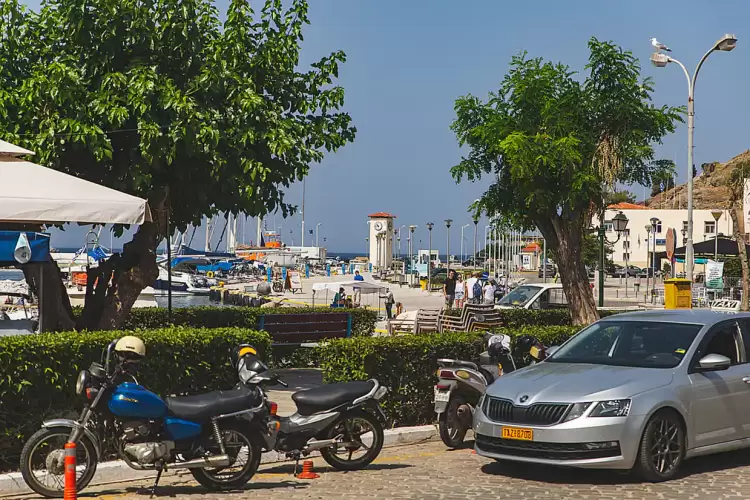 Η Λήμνος μέσα από εικόνες – Το λιμάνι της Μύρινας Η Λήμνος μέσα από εικόνες – Το λιμάνι της Μύρινας