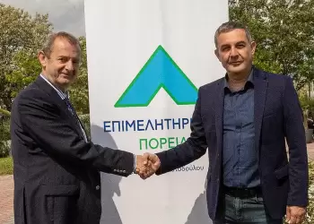 Μαζί μας ο Αλμαλιώτης Δημήτρης συνεχίζει με την Επιμελητηριακή Πορεία, ως Υποψήφιος Σύμβουλος, με επικεφαλής τον Ηλία Χατζηχριστοδούλου.