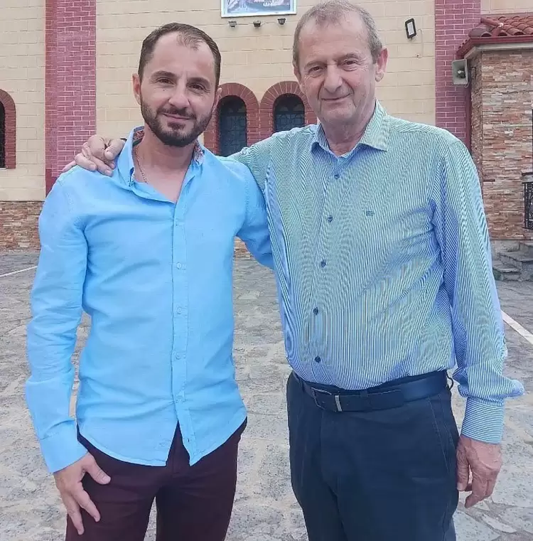 Μαζί μας ο Πινακάς Θανάσης, Υποψήφιος Σύμβουλος στην Επιμελητηριακή Πορεία, με επικεφαλής τον Ηλία Χατζηχριστοδούλου. Μαζί μας ο Πινακάς Θανάσης, Υποψήφιος Σύμβουλος στην Επιμελητηριακή Πορεία, με επικεφαλής τον Ηλία Χατζηχριστοδούλου.