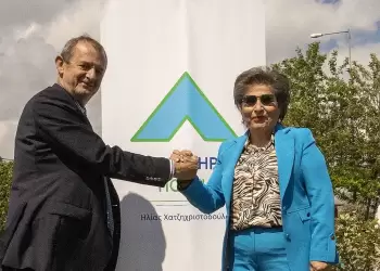 Μαζί μας συνεχίζει η Βελώνη Ματούλα, ως Υποψήφια Σύμβουλος στην Επιμελητηριακή Πορεία, με επικεφαλής τον Ηλία Χατζηχριστοδούλου. 