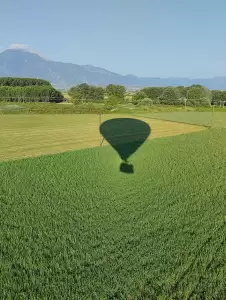 Μια μαγευτική βόλτα πάνω από την Πιερία με αερόστατο