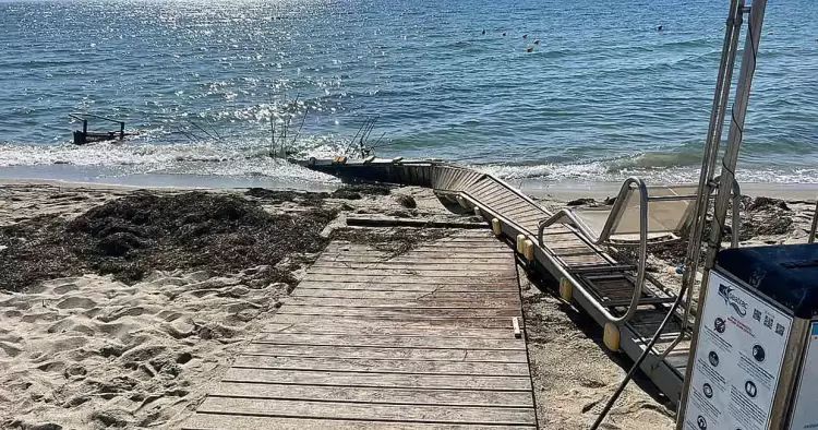 Παραλία Κατερίνης: Σημαντικές ζημιές στα SEATRAC λόγω έντονου κυματισμού Παραλία Κατερίνης: Σημαντικές ζημιές στα Seatrac λόγω έντονου κυματισμού