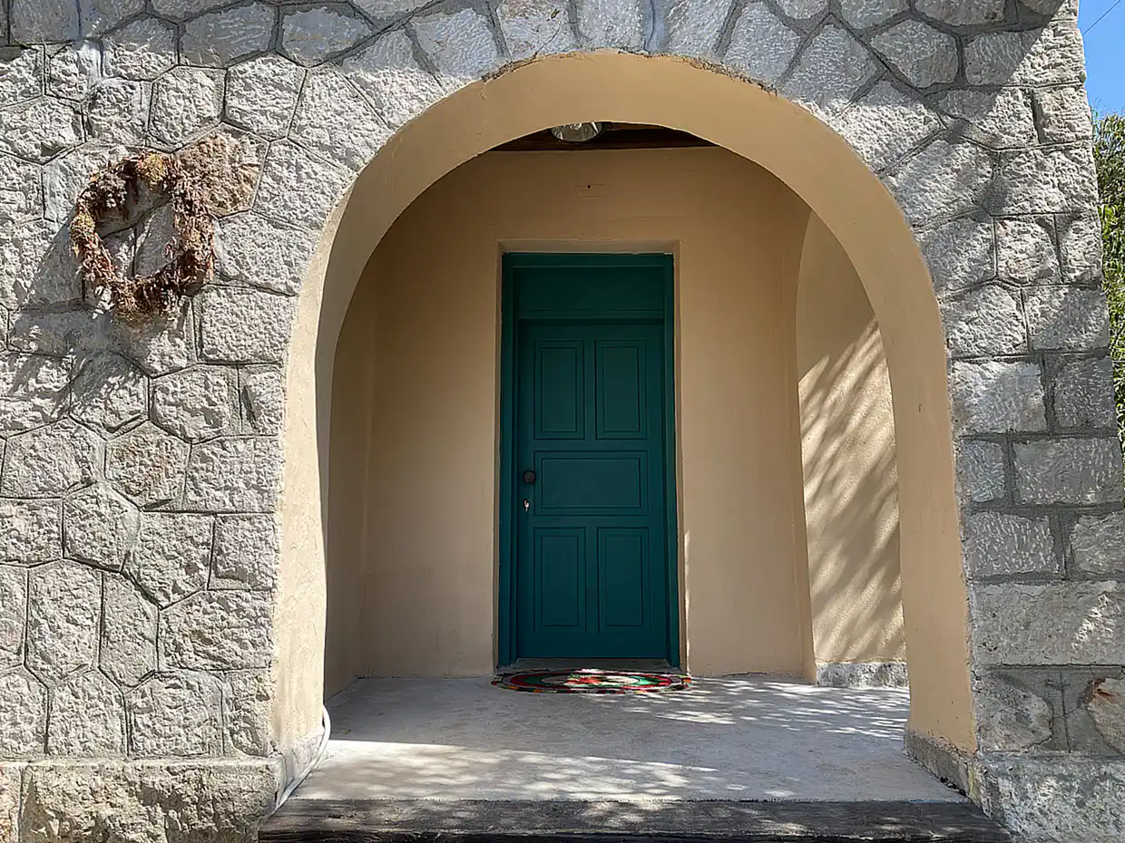 Πιερία: Ο εγκαταλελειμμένος σταθμός της «Αλυκής», που μετατράπηκε σε χώρο αναψυχής (βίντεο & εικόνες) Πιερία: Ο εγκαταλελειμμένος σταθμός της «Αλυκής», που μετατράπηκε σε χώρο αναψυχής