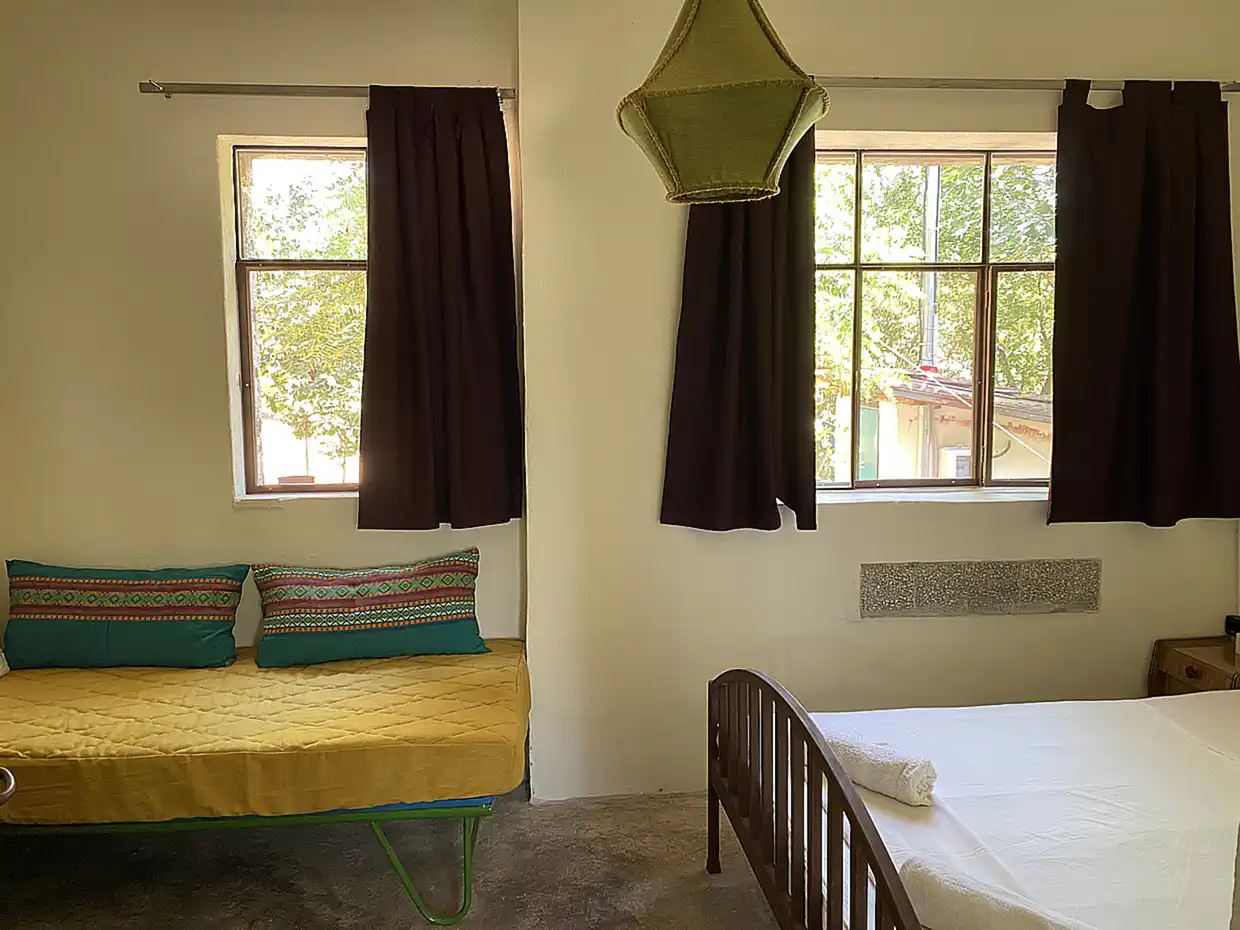 Πιερία: Ο εγκαταλελειμμένος σταθμός της «Αλυκής», που μετατράπηκε σε χώρο αναψυχής (βίντεο & εικόνες) Πιερία: Ο εγκαταλελειμμένος σταθμός της «Αλυκής», που μετατράπηκε σε χώρο αναψυχής