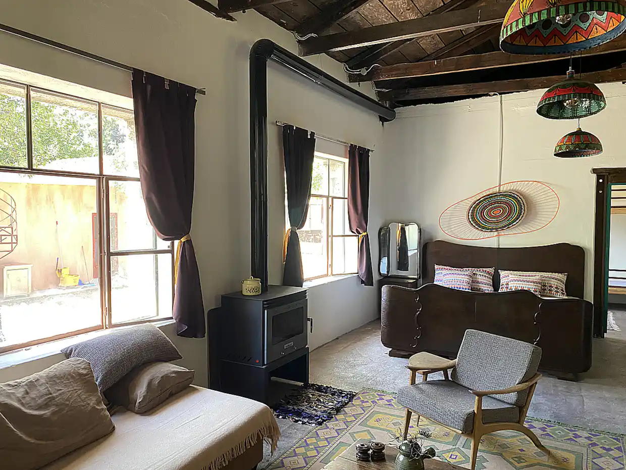 Πιερία: Ο εγκαταλελειμμένος σταθμός της «Αλυκής», που μετατράπηκε σε χώρο αναψυχής (βίντεο & εικόνες) Πιερία: Ο εγκαταλελειμμένος σταθμός της «Αλυκής», που μετατράπηκε σε χώρο αναψυχής