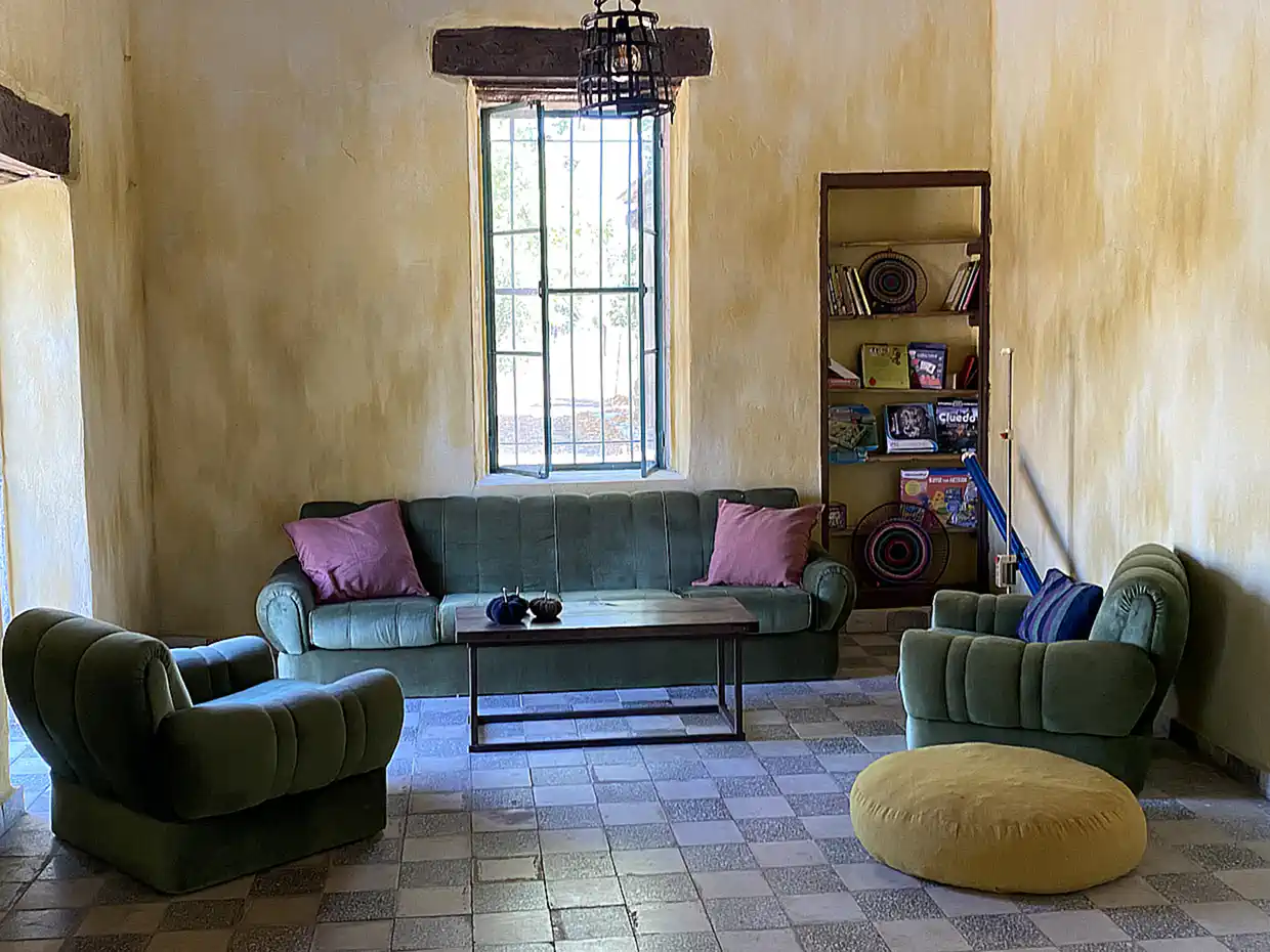 Πιερία: Ο εγκαταλελειμμένος σταθμός της «Αλυκής», που μετατράπηκε σε χώρο αναψυχής (βίντεο & εικόνες) Πιερία: Ο εγκαταλελειμμένος σταθμός της «Αλυκής», που μετατράπηκε σε χώρο αναψυχής