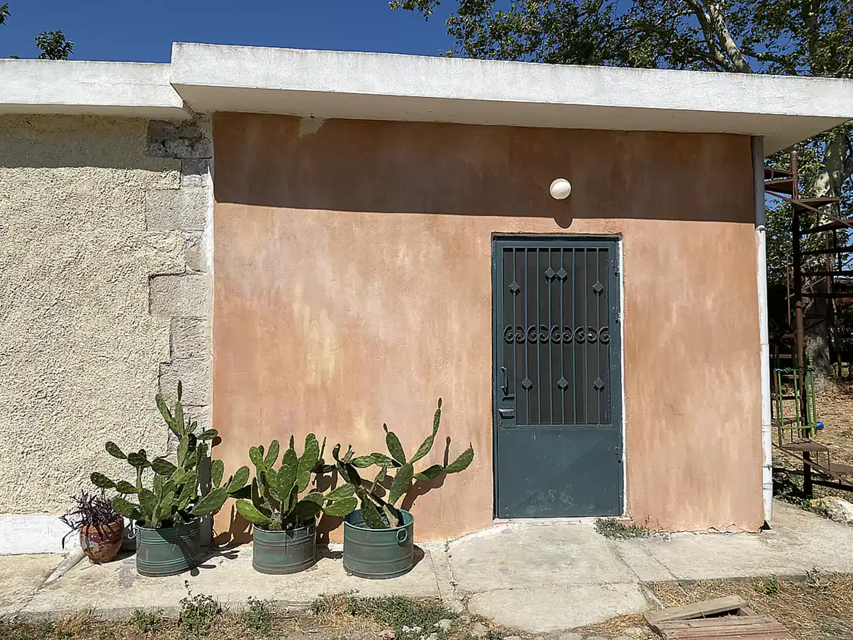 Πιερία: Ο εγκαταλελειμμένος σταθμός της «Αλυκής», που μετατράπηκε σε χώρο αναψυχής (βίντεο & εικόνες) Πιερία: Ο εγκαταλελειμμένος σταθμός της «Αλυκής», που μετατράπηκε σε χώρο αναψυχής