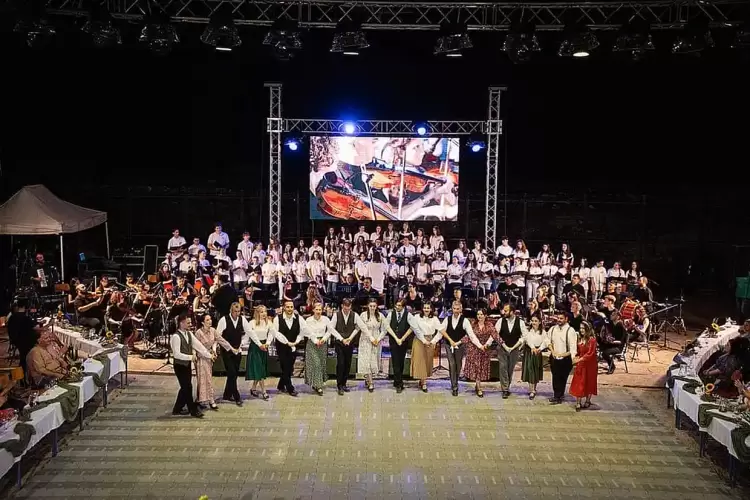 Σεργιανίζοντας... Το Μουσικό Σχολείο Κατερίνης στο 53ο Φεστιβάλ Ολύμπου (εικόνες) Σεργιανίζοντας… Το Μουσικό Σχολείο Κατερίνης στο 53ο Φεστιβάλ Ολύμπου