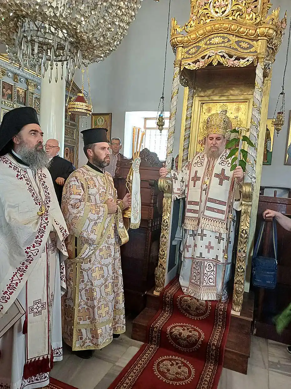 Στα παράλια της Ιωνίας Στα παράλια της Ιωνίας