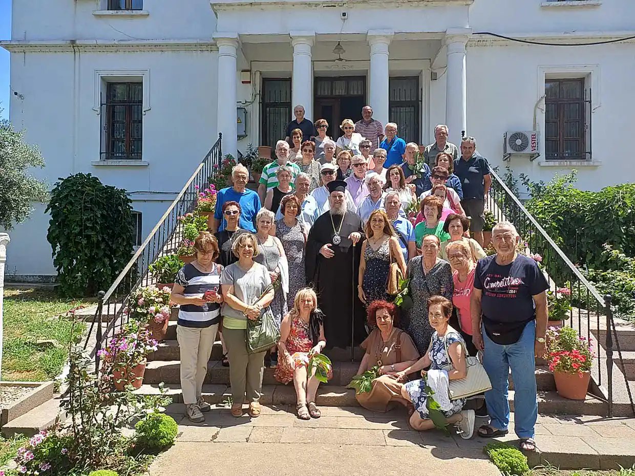 Στα παράλια της Ιωνίας Στα παράλια της Ιωνίας