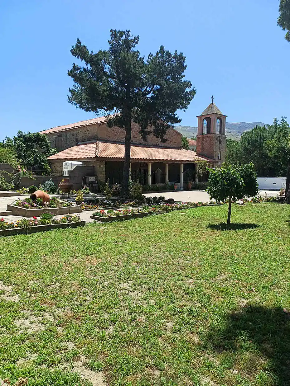 Στα παράλια της Ιωνίας Στα παράλια της Ιωνίας