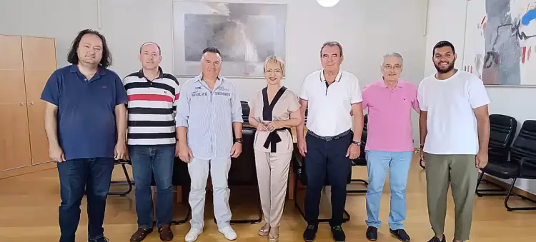 Συνάντηση με την την Αντιπεριφερειάρχη Πιερίας το Δ.Σ. του Συλλόγου Ιεροψαλτών Ν. Πιερίας “ο Όσιος Διονύσιος ο εν Ολύμπω” Στην Αντιπεριφερειάρχη Πιερίας το Δ.Σ. του Συλλόγου Ιεροψαλτών Ν. Πιερίας “ο Όσιος Διονύσιος ο εν Ολύμπω”