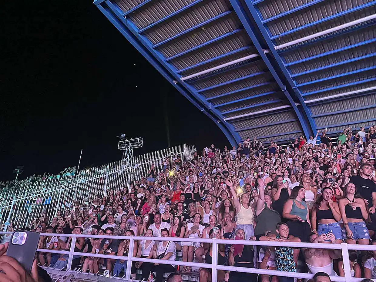 Στην Κατερίνη ο Νίκος Οικονομόπουλος για 2η συνεχή χρονιά Στην Κατερίνη ο Νίκος Οικονομόπουλος για 2η συνεχή χρονιά