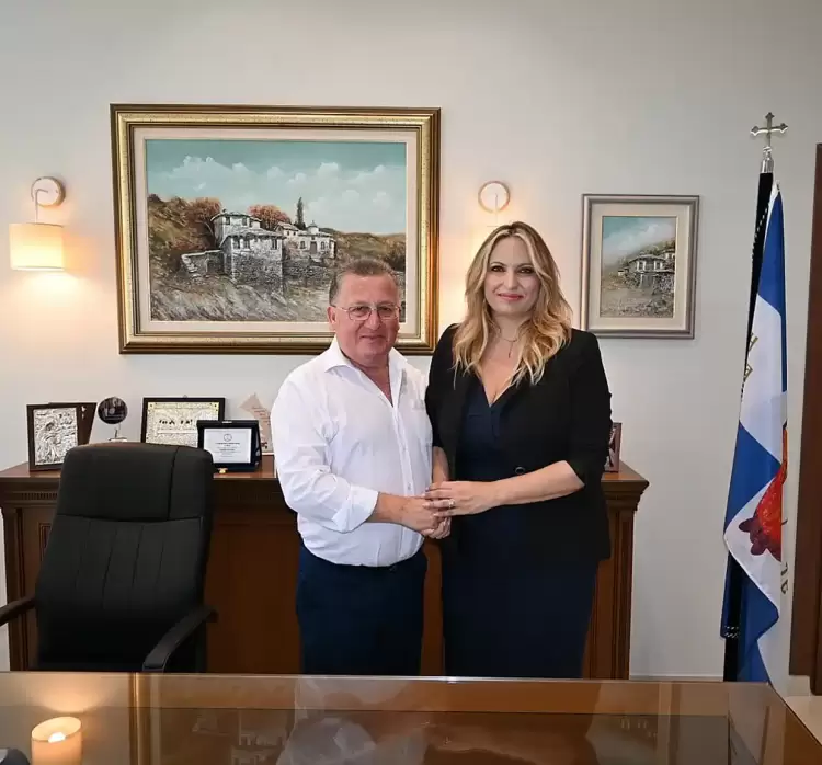 Συνάντηση του Δημάρχου Κατερίνης,  Ι. Ντούμου με τη  συντονίστρια του Γραφείου του Πρωθυπουργού στη Θεσσαλονίκη, Έλενα Σώκου