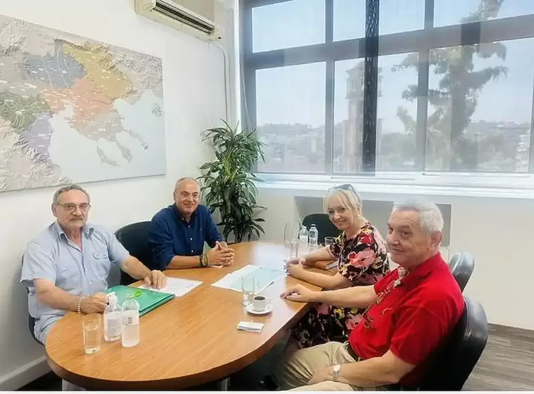 Συνάντηση εργασίας της Αντιπεριφερειάρχη Πιερίας με τον Αντιπεριφερειάρχη Υποδομών και Δικτύων της Π.Κ.Μ.