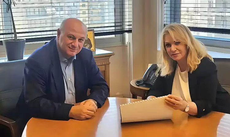 Συνάντηση Μάνη – Τσιάρα: Δέσμευση για στήριξη των παραγωγών της Πιερίας