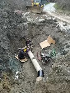 Τ.Ο.Ε.Β. Ρητίνης Πιερίας: Ολοκληρώθηκε το δύσκολο έργο μεταφοράς δικτύου διανομής νερού 9 χλμ