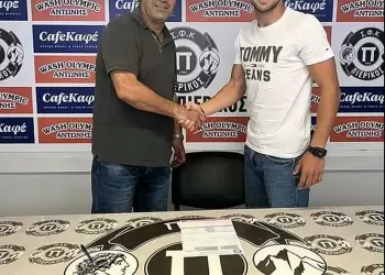 Ο Βλάσσης Ανδρικόπουλος “υπέγραψε” στον Πιερικό