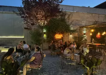 Βραδιά για τα αδέσποτα ζώα της Κατερίνης από το Raval Cocktail Yard