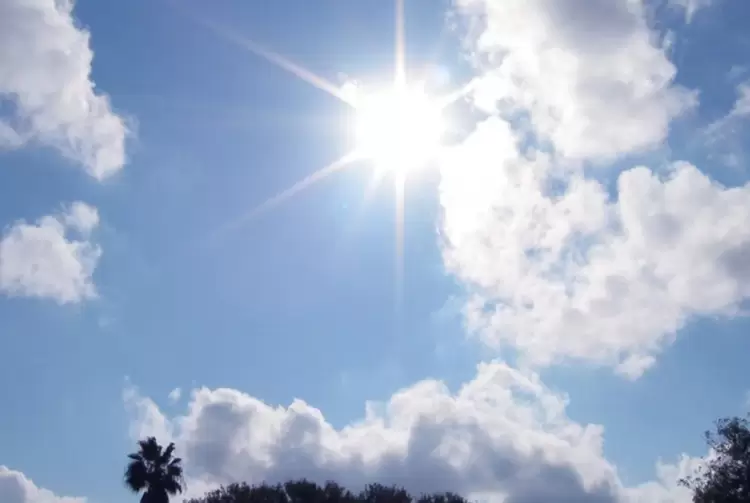 Ο καιρός σήμερα, Σάββατο 3/8: Γενικά αίθριος καιρός.