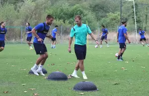 Super League 2 – Αγώνας Προετοιμασίας: Καμπανιακός – Εθνικός Νέου Κεραμιδίου