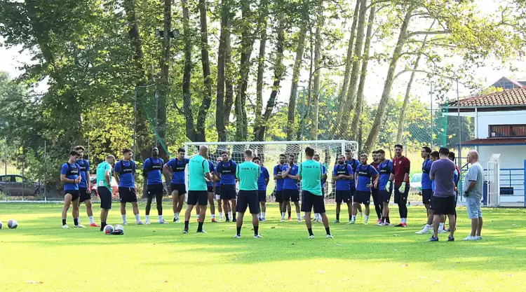 Super League 2: Άρωμα πρωταθλήματος, Καμπανιακός – Εθνικός Νέου Κεραμιδίου 0 1