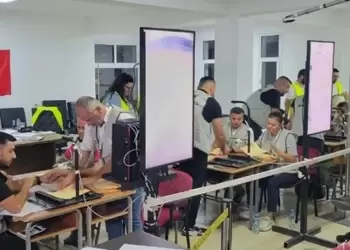 Αλβανία: Νέος δήμαρχος Χειμάρρας ο εκλεκτός του Ράμα Η δήλωση νίκης του Βαγγέλη Τάβου