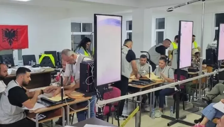 Αλβανία: Νέος δήμαρχος Χειμάρρας ο εκλεκτός του Ράμα Η δήλωση νίκης του Βαγγέλη Τάβου