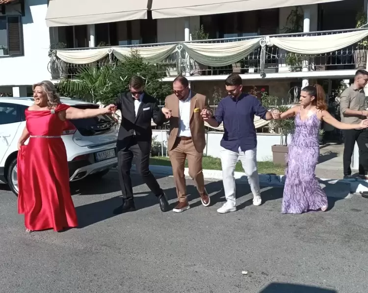 Αθλητικός γάμοε στο Αιγίνιο