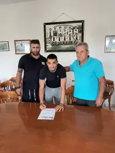 Διπλή προσθήκη στον Αιγινιακό: Απέκτησε Π. Δελιόπουλο & Β. Ρούβα